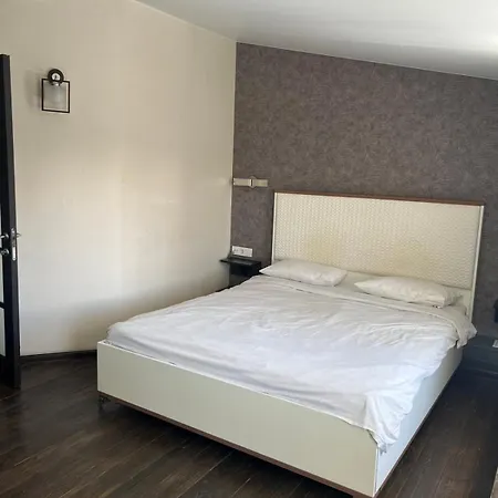 Отель G40 Boutique